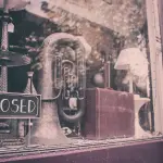 Aosta perde 102 negozi in tredici anni: l’allarme di Confcommercio sulla desertificazione commerciale