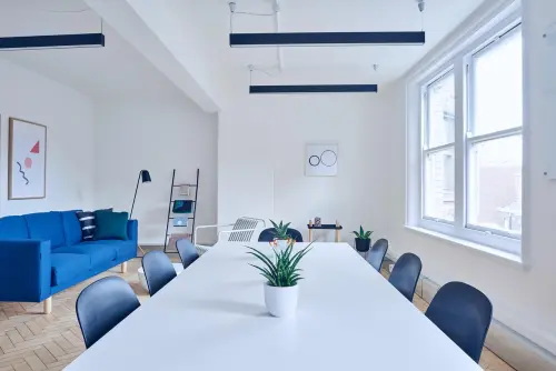 ARPA Valle d’Aosta, cessione gratuita di arredi e attrezzature dismesse: come partecipare